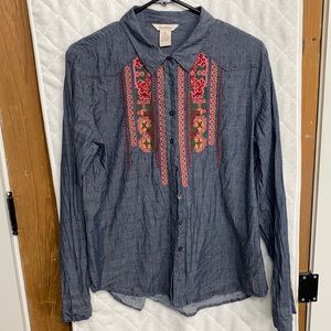 Sundance embroidery top